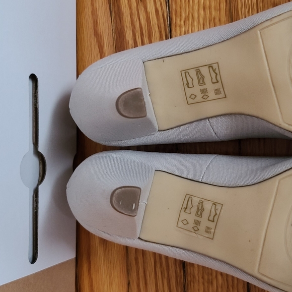 Call it Spring Heels - Picture 4 of 9